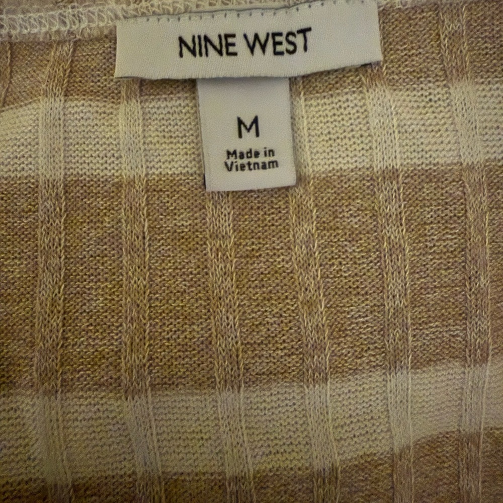 Cardigan - Picture 3 of 5